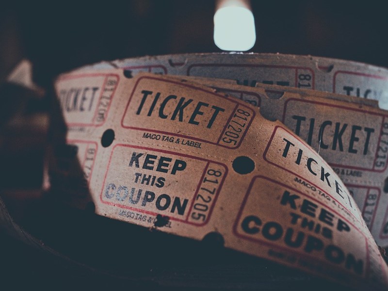 Exemplarische Abbildung von Abreiß-Tickets auf einer Rolle