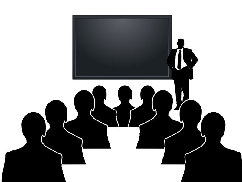 Schematische Abbildung eines Schulungsseminars