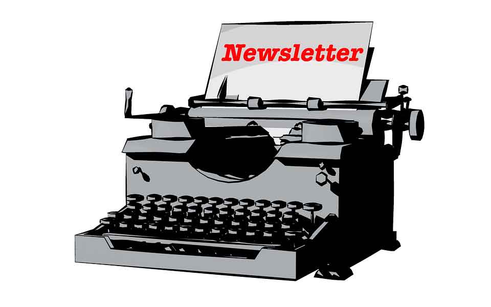 Abbildung einer Schreibmaschine mit einem Zettel, auf dem Newsletter steht